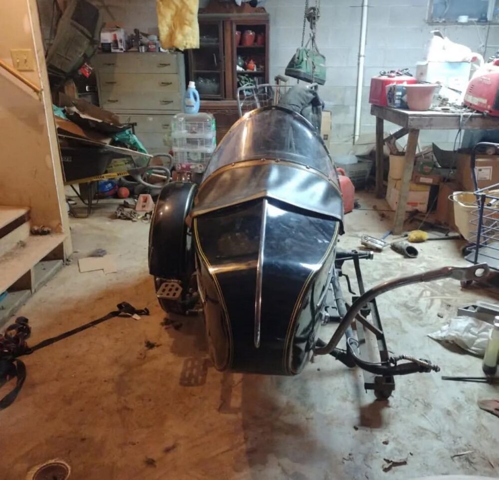 Beautiful 1960 Harley sidecar. - Image 2