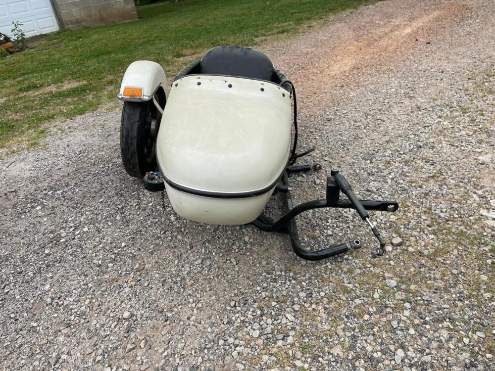2001 Harley Davidson factory sidecar - Image 2