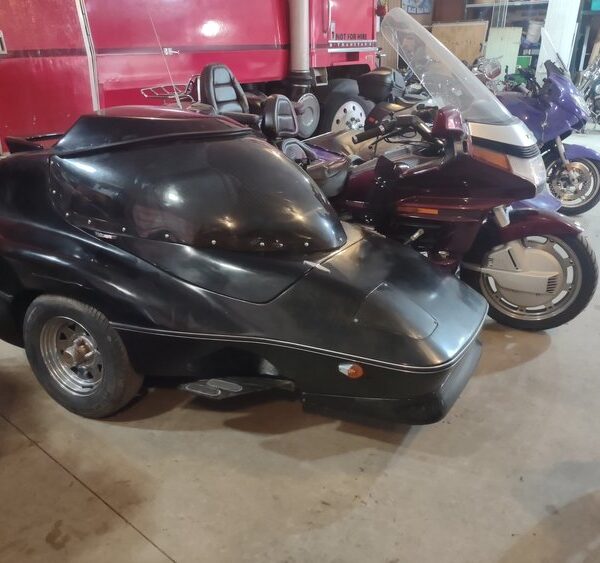 Goldwing 1500 & Hannigan Astro 2+2 sidecar